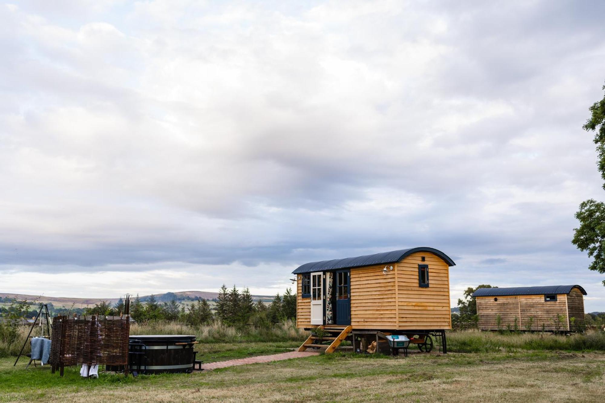 Toadland Shepherd Huts Дарем Экстерьер фото