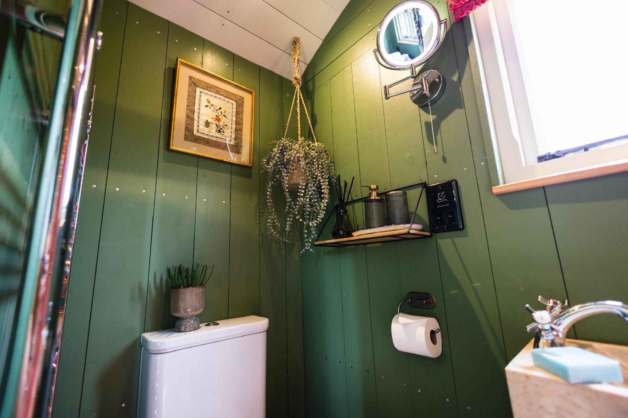 Toadland Shepherd Huts Дарем Экстерьер фото